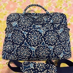 Vera Bradley weekender bag